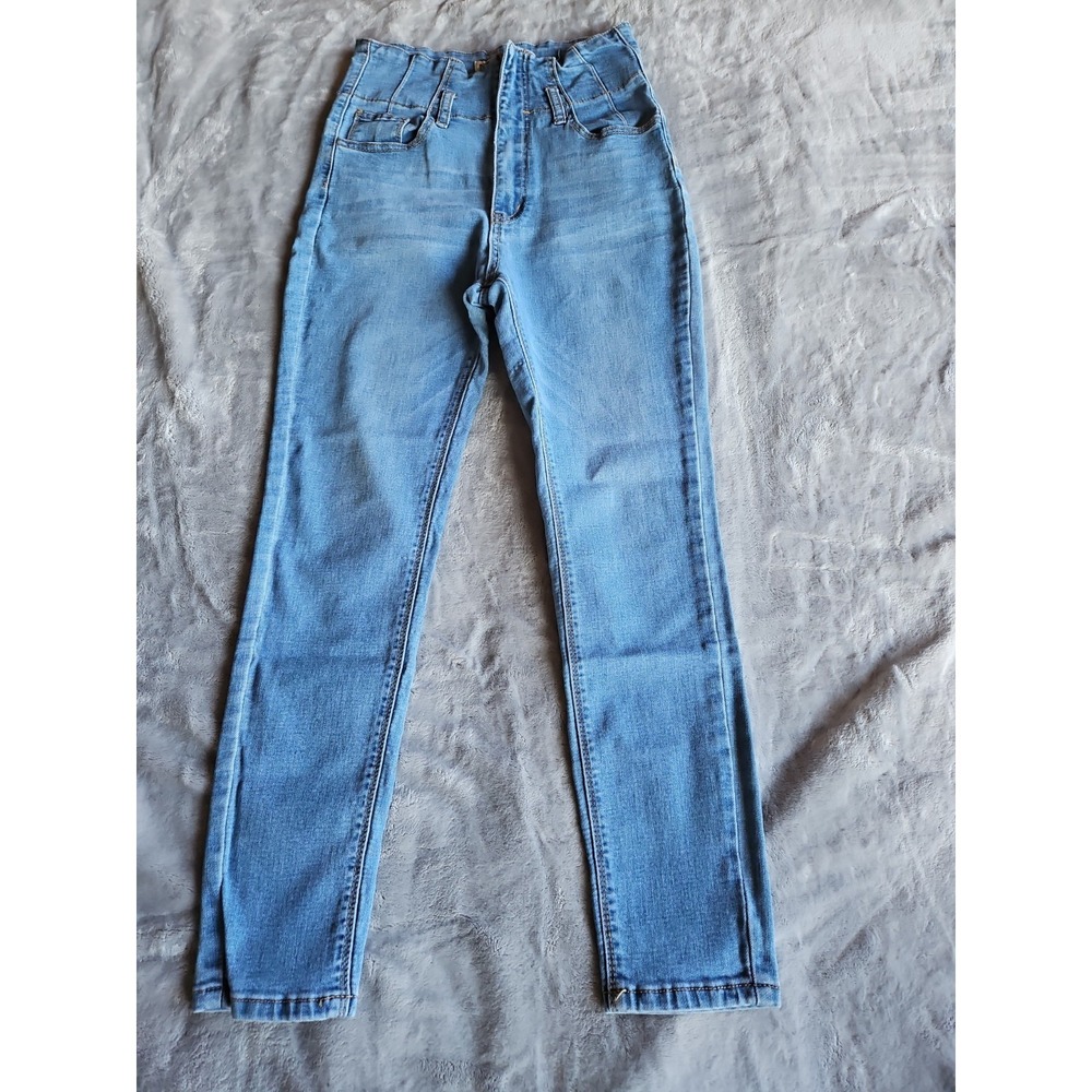 Denim BlVD Los Angeles Women's Blue Size 7